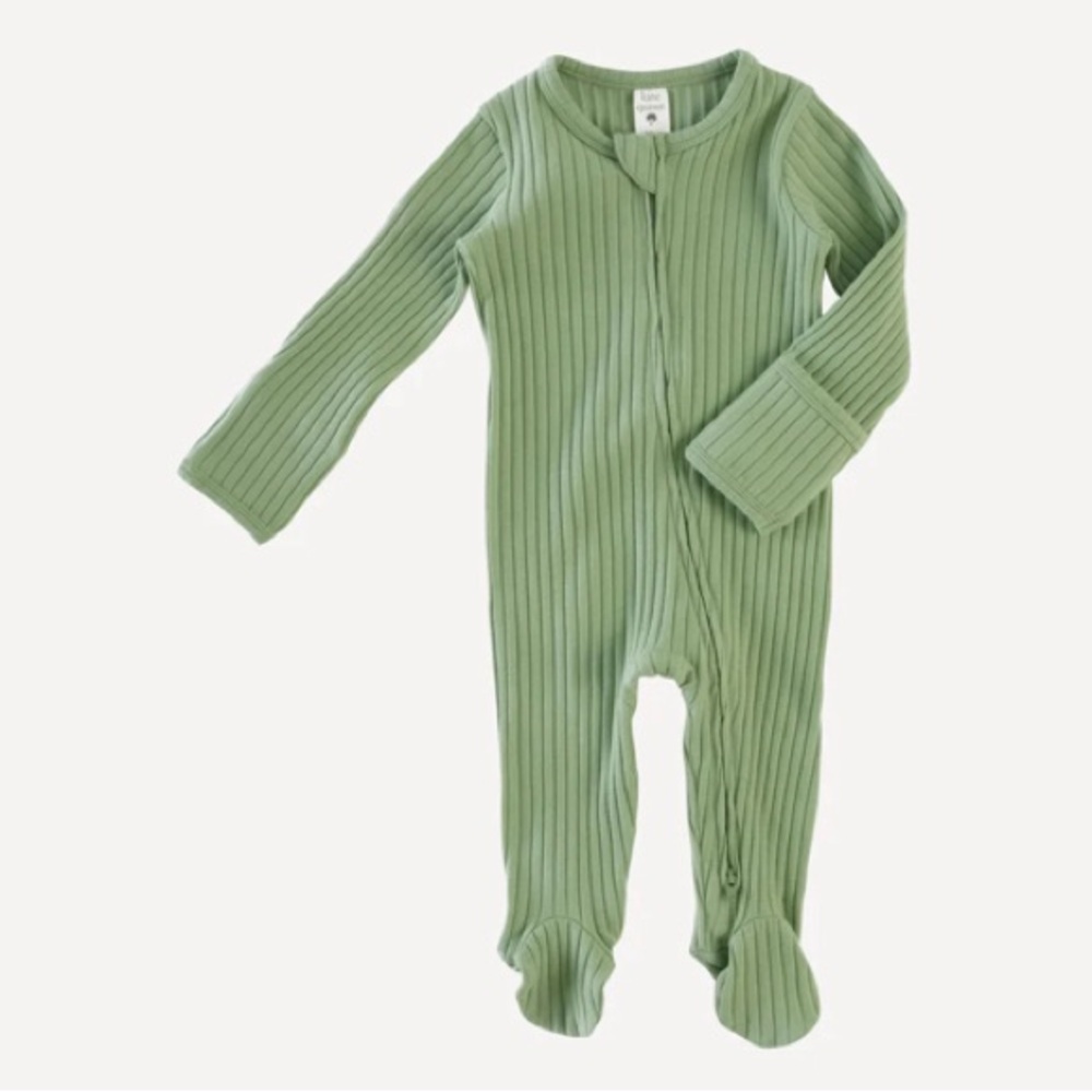 Beautiful Kate Quinn, Green, ribbed, long sleeve zipper footie  organic bamboo